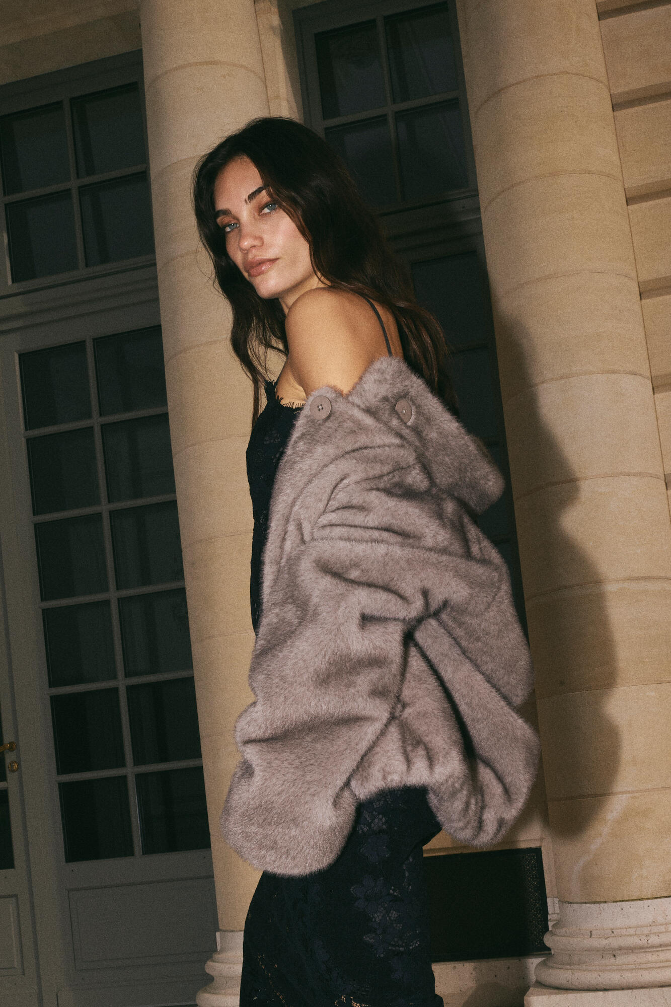 Hilda Faux Fur jakke – Gray Sand